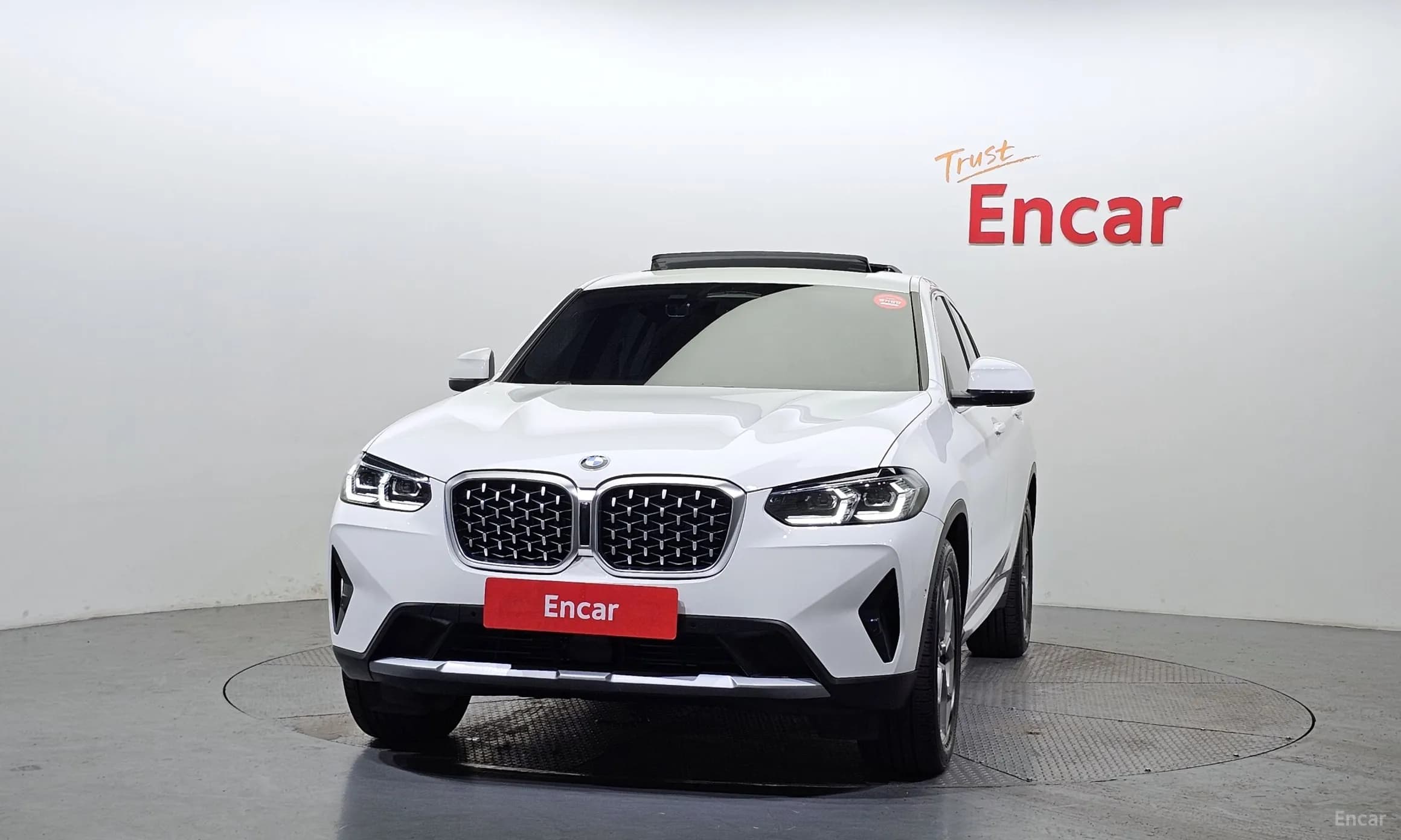X4 (G02)