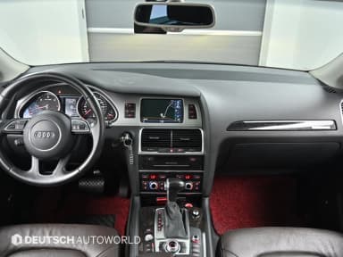 Q7