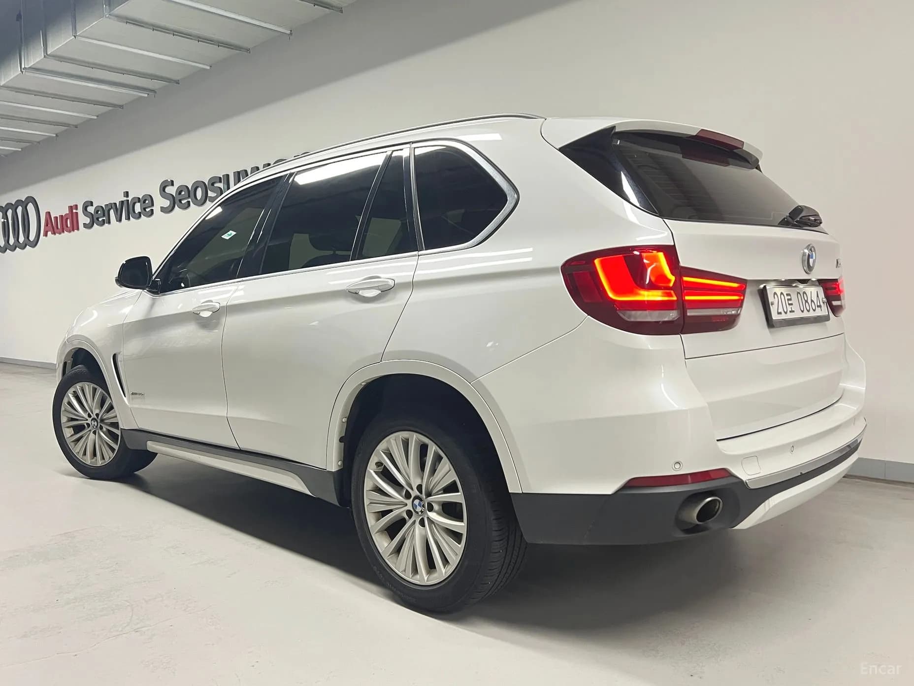 X5 (F15)