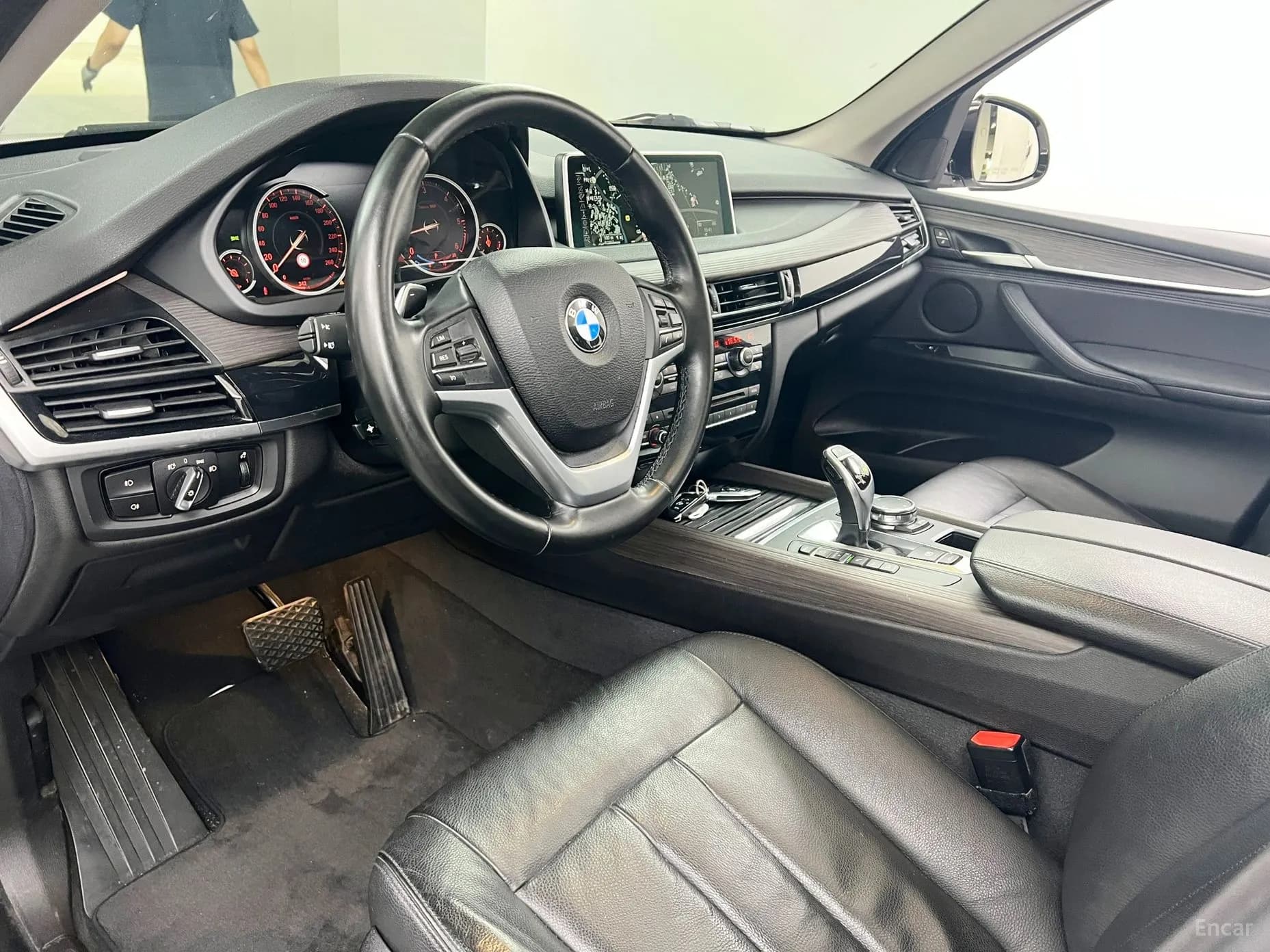 X5 (F15)