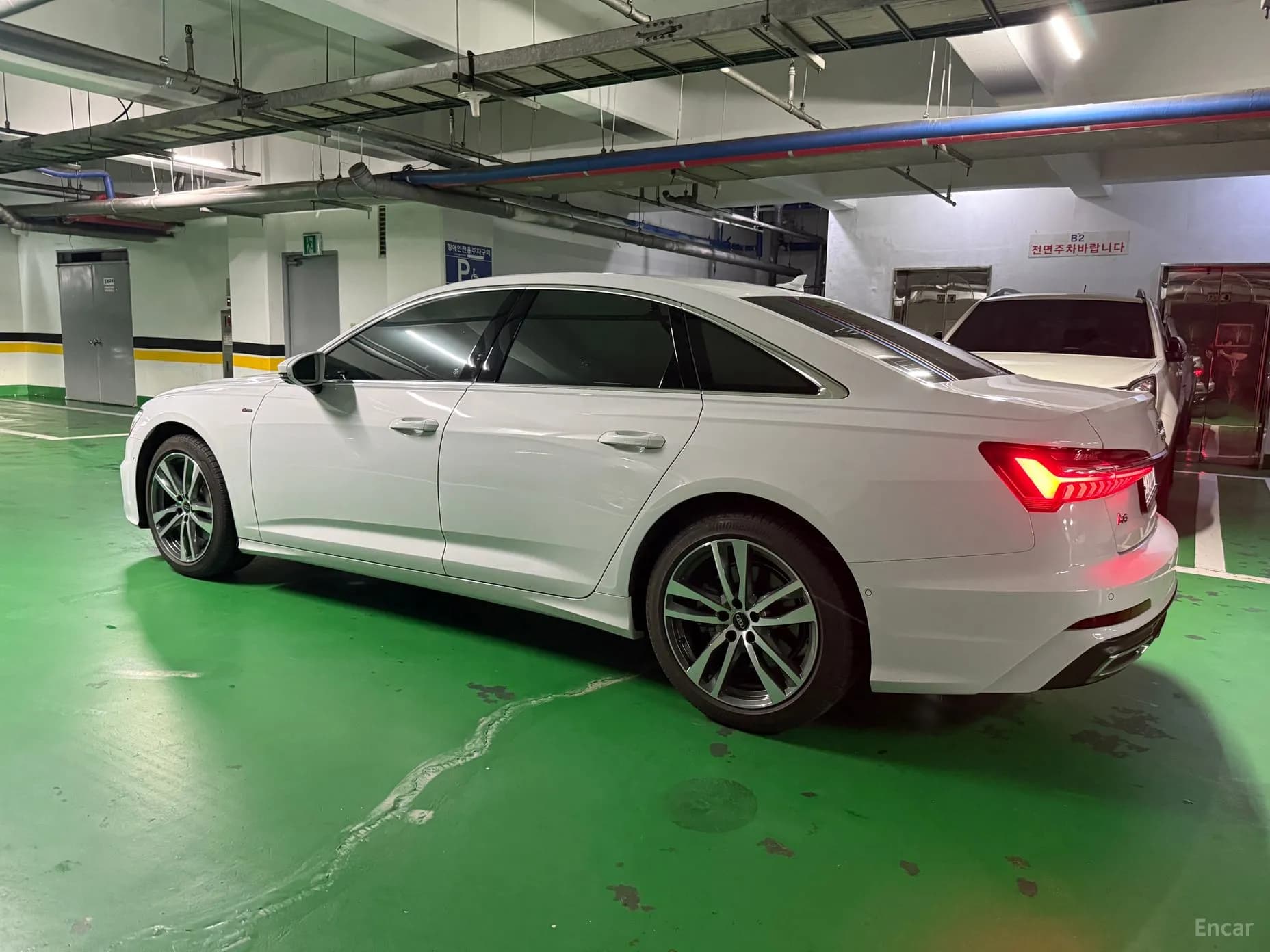 A6 (C8)