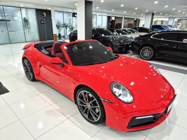 911 (992)