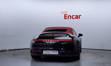 911 (992)