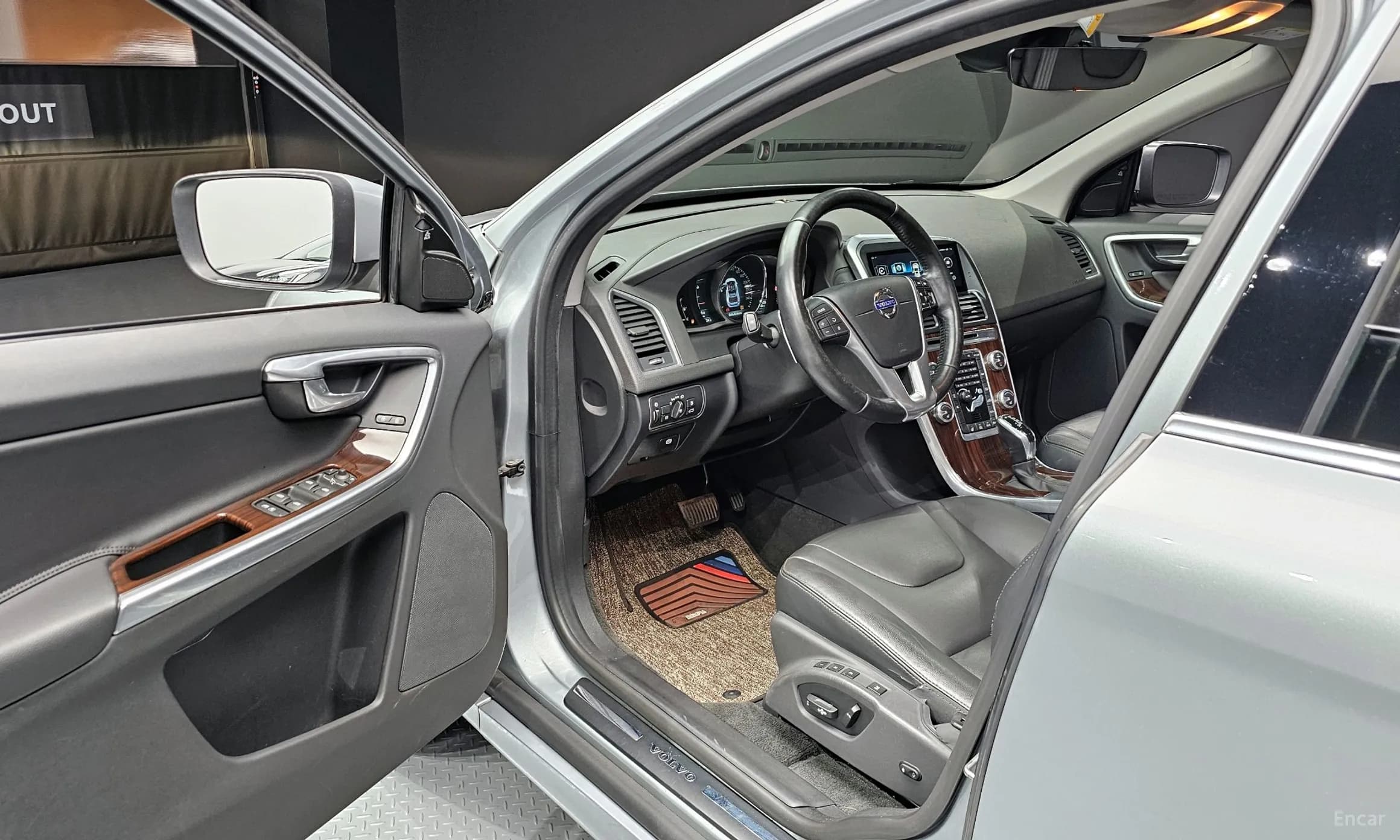 XC60