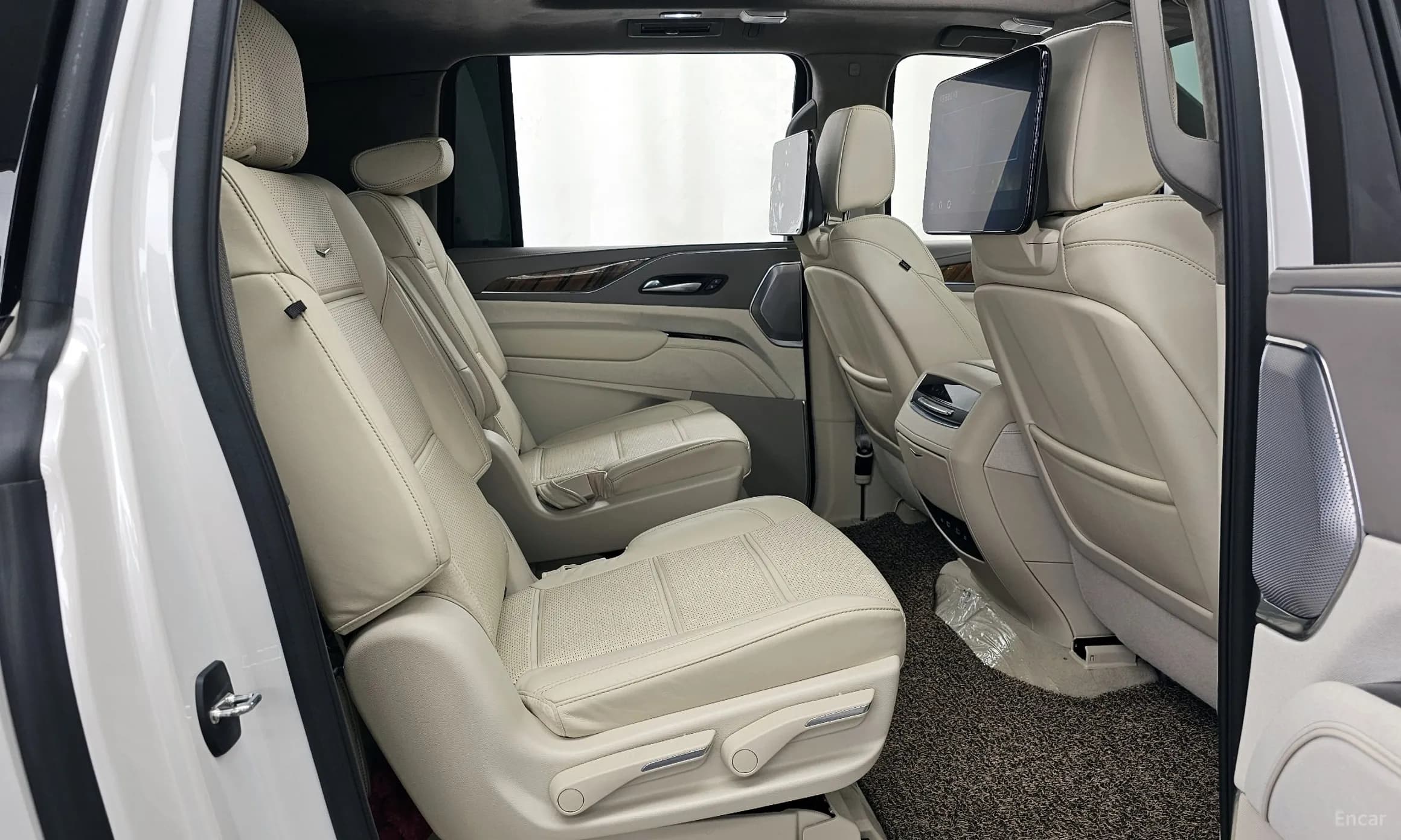 Escalade 5th Generation