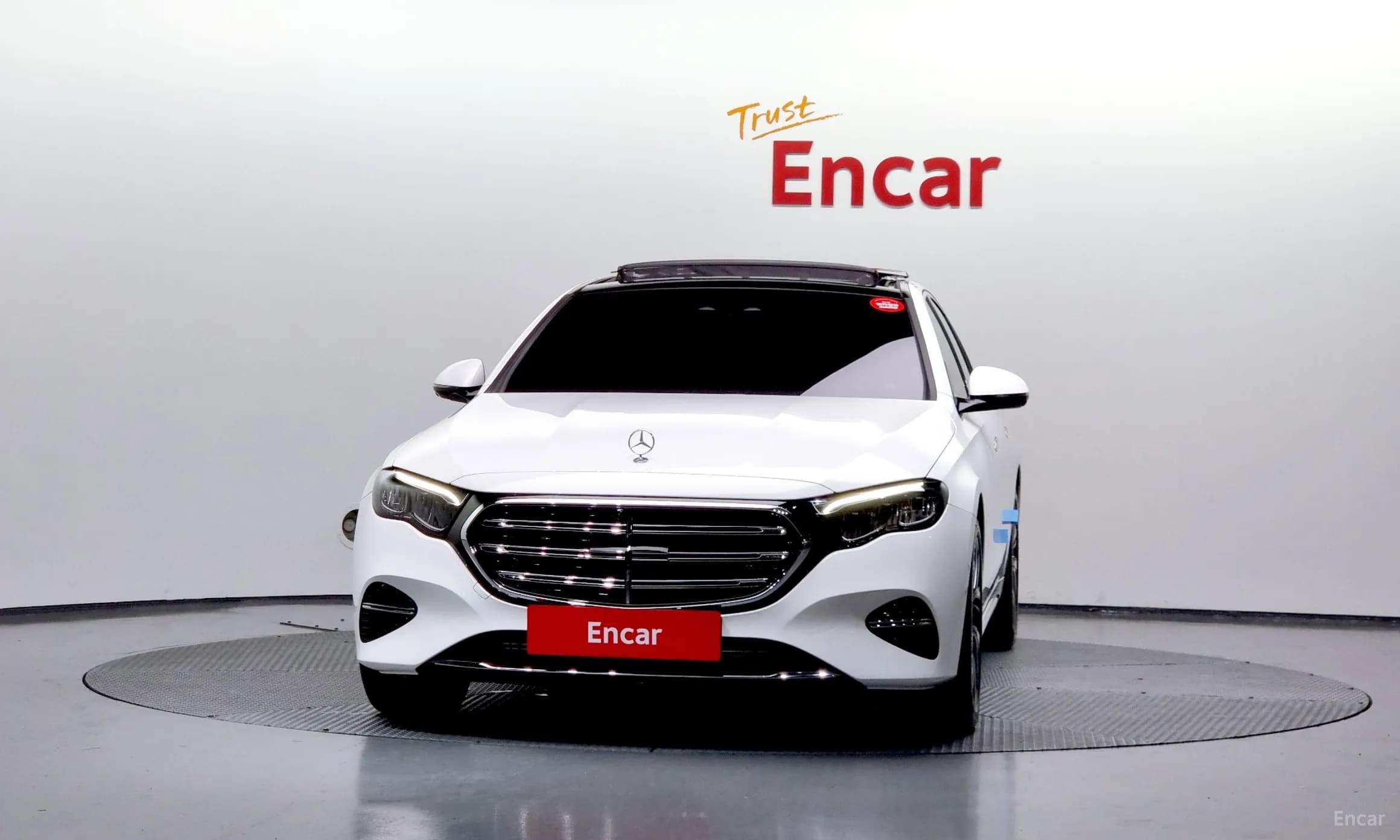 E-Class W214