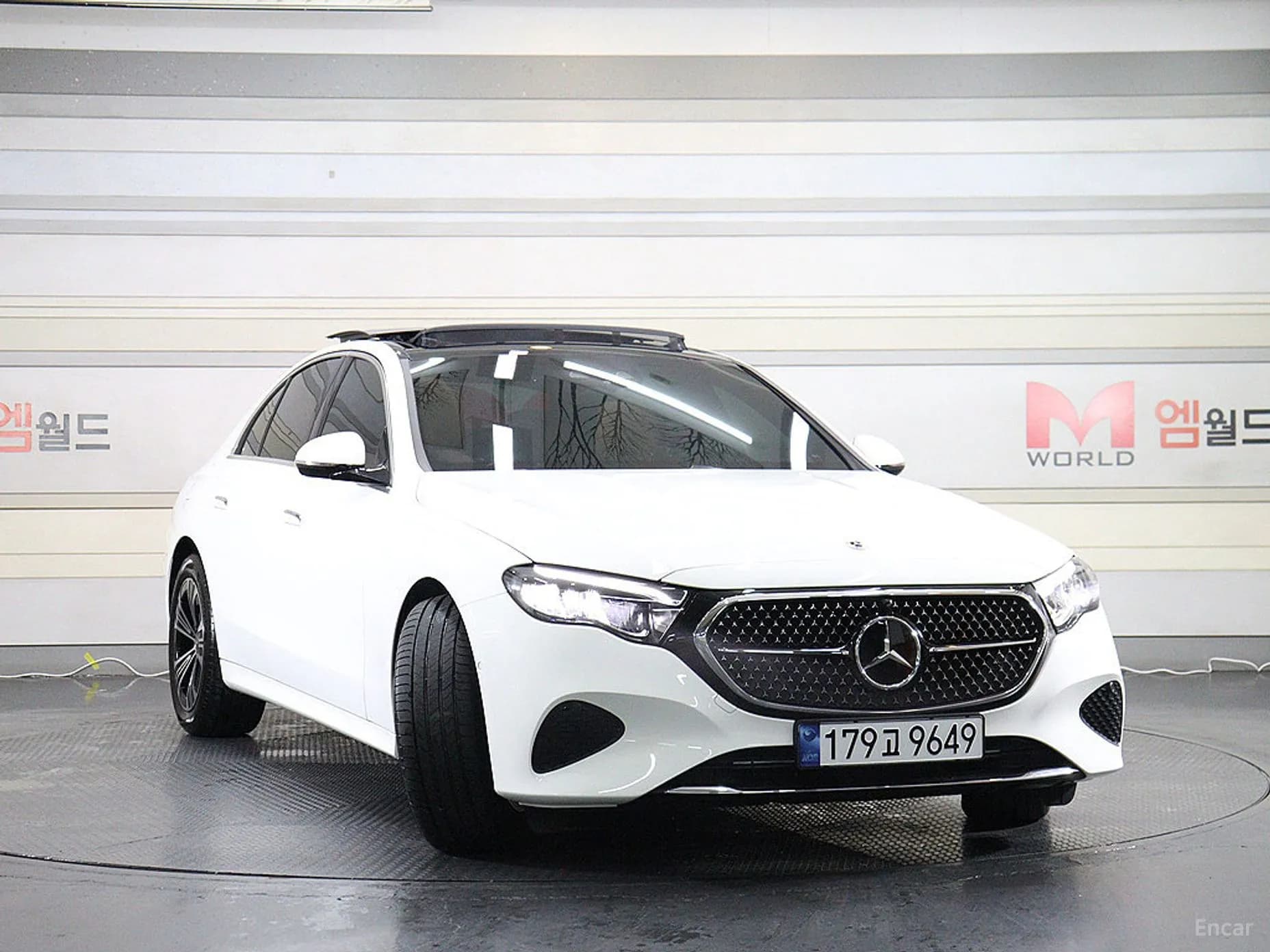 E-Class W214