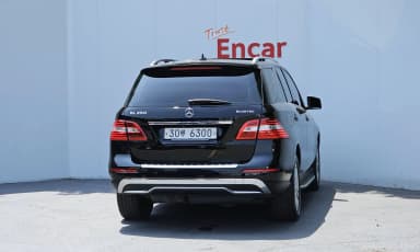 M-Class W166