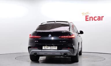 X4 (G02)