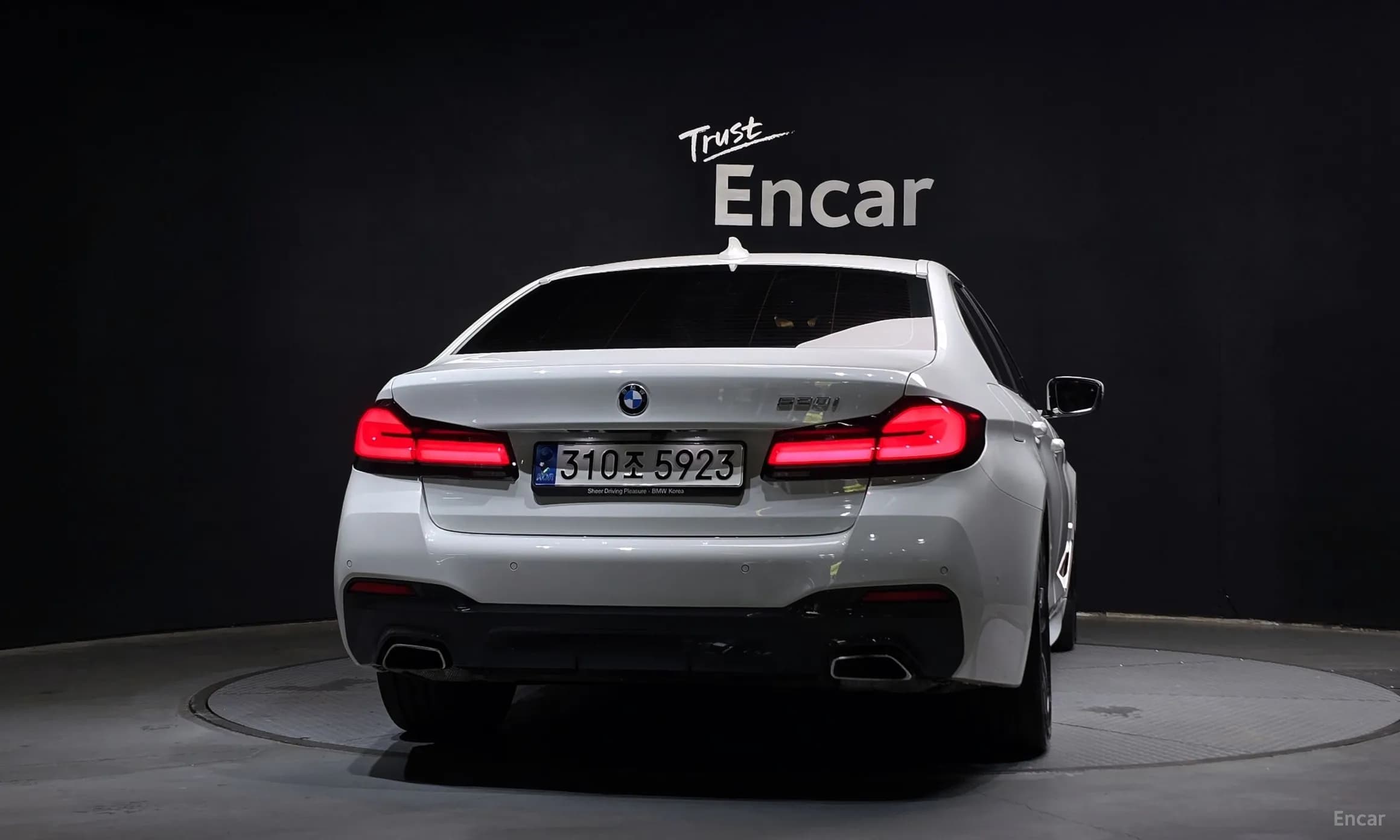 5 Series (G30)