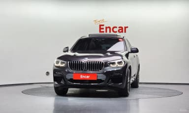 X4 (G02)