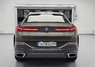 X6 (G06)