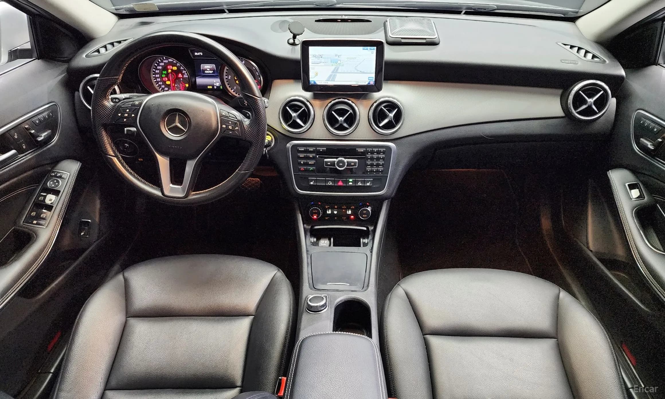 GLA-Class X156