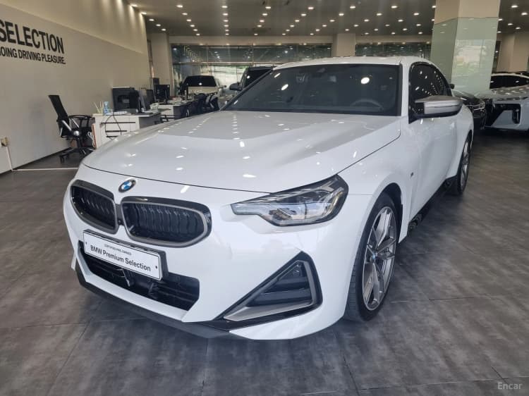2 Series (G42)