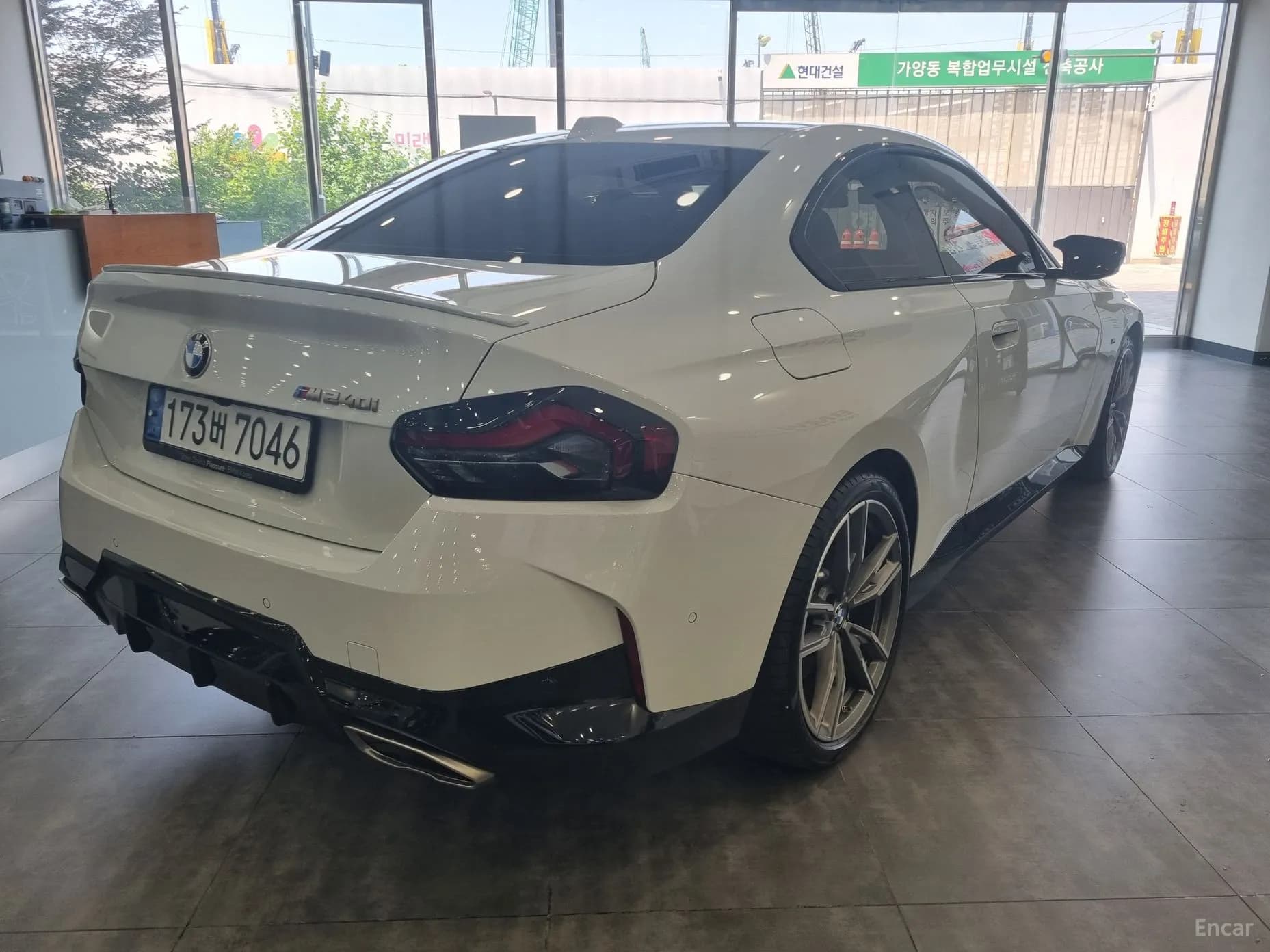 2 Series (G42)