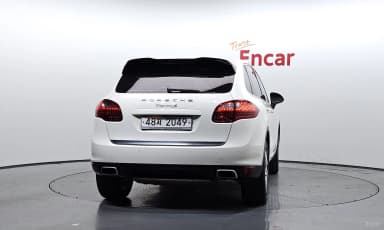 New Cayenne