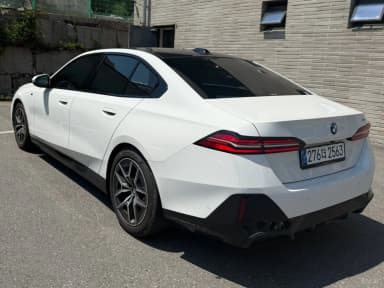5 Series (G60)
