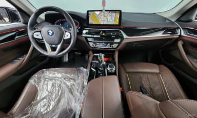 5 Series (G30)