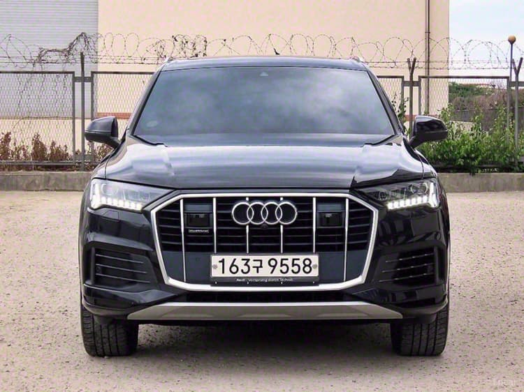 Q7 (4M)