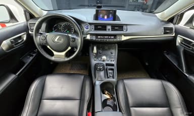 CT200h
