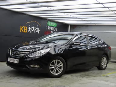 YF Sonata