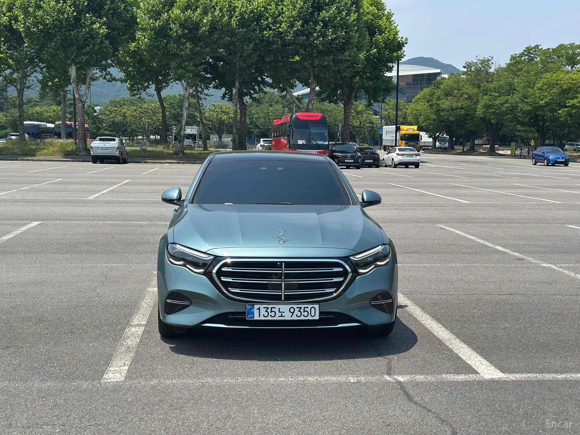 E-Class W214