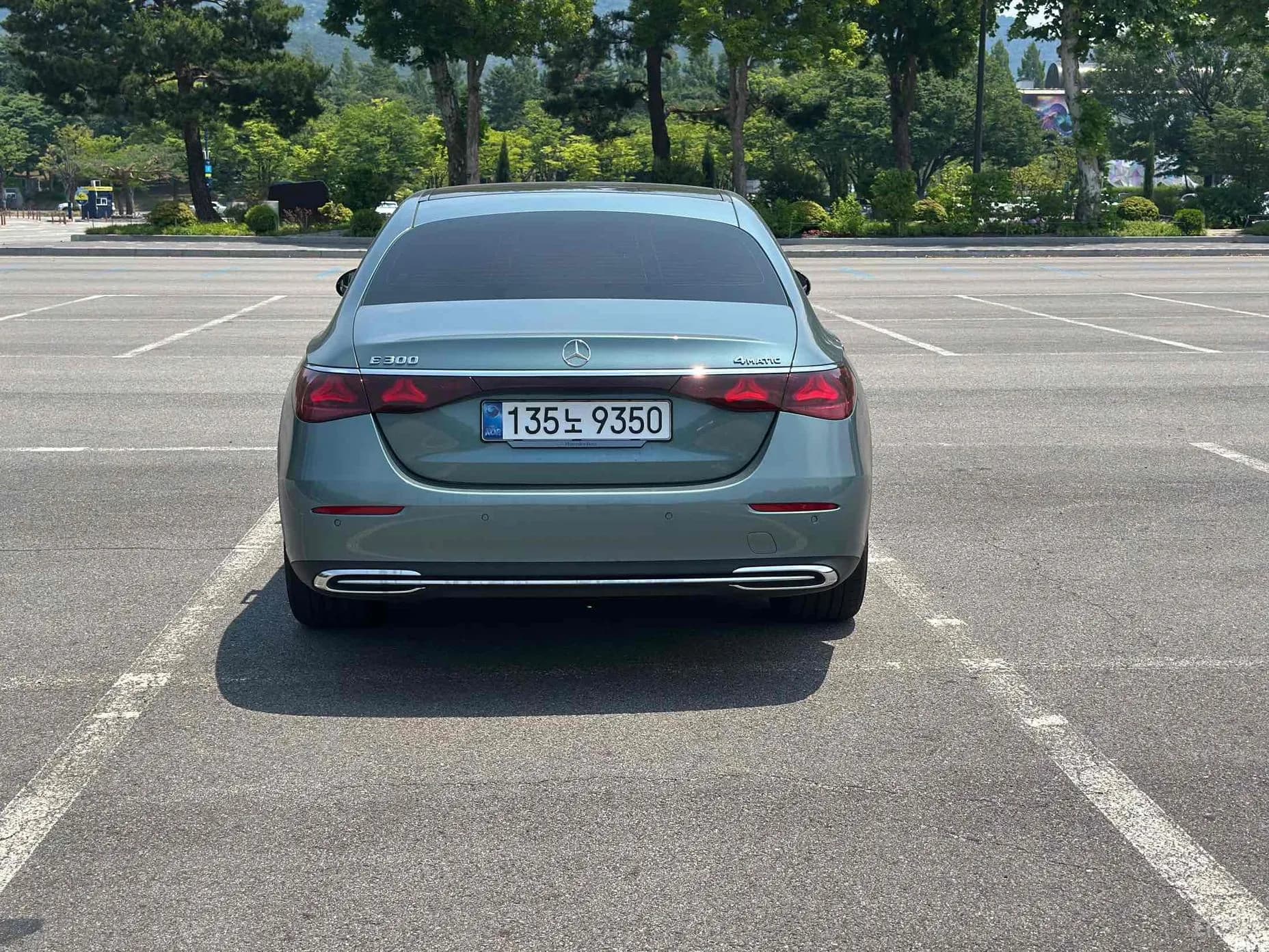 E-Class W214