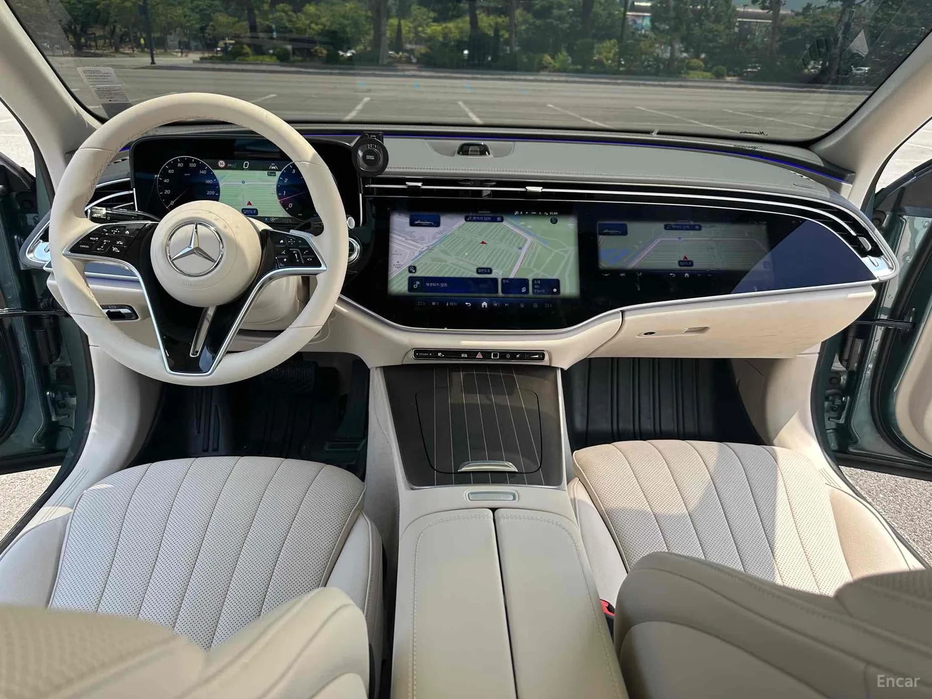 E-Class W214