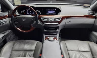 S-Class W221