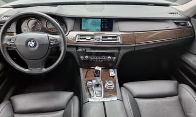 7 Series (F01)