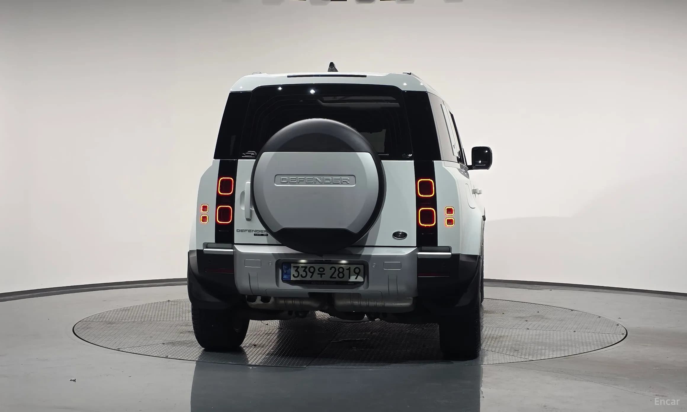 Defender (L663)