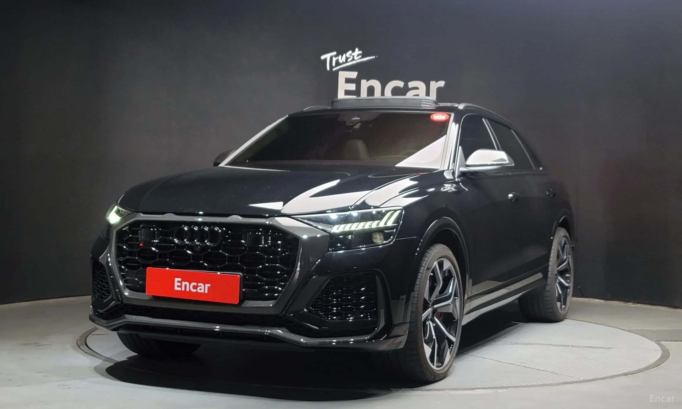 RSQ8 (4M)