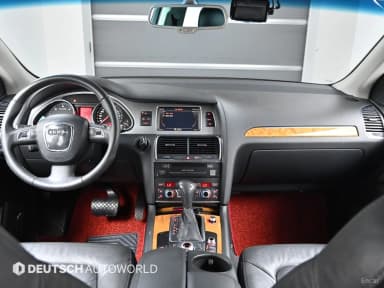 Q7