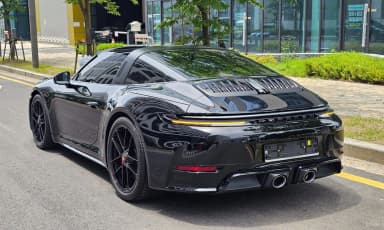 911 (992)