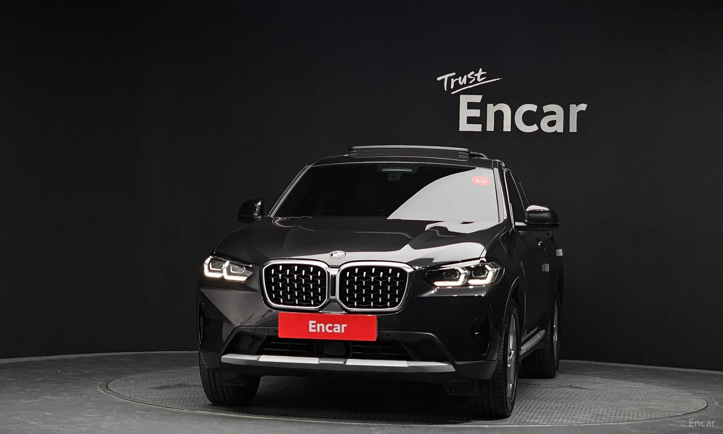 X4 (G02)