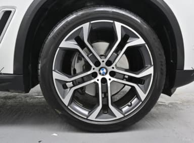 X5 (G05)