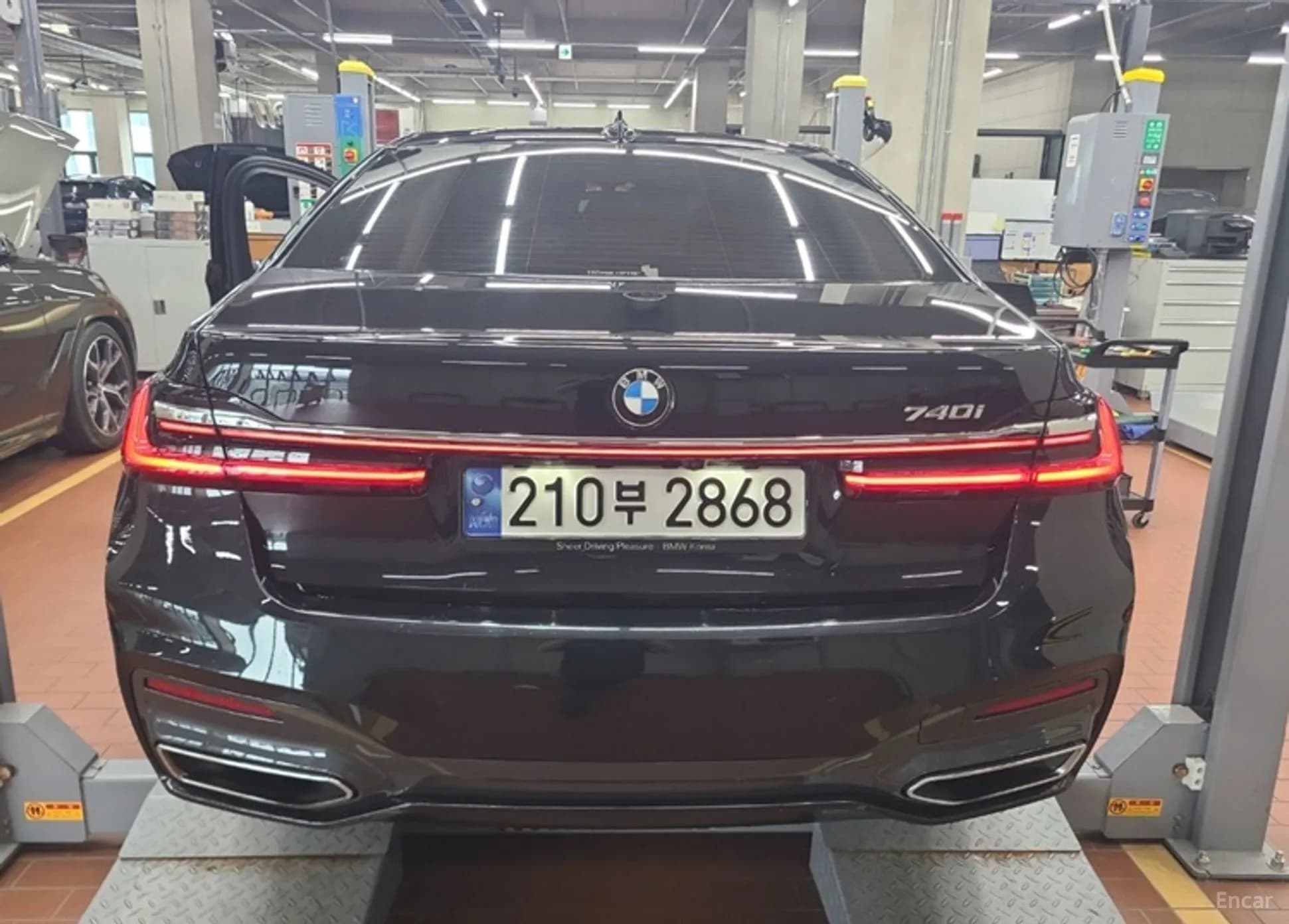 7 Series (G11)