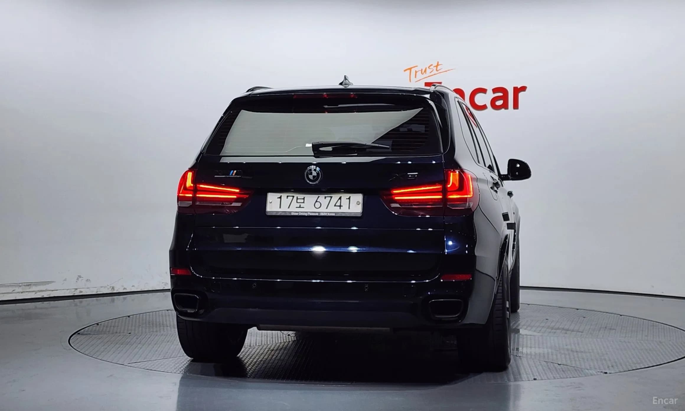 X5 (F15)