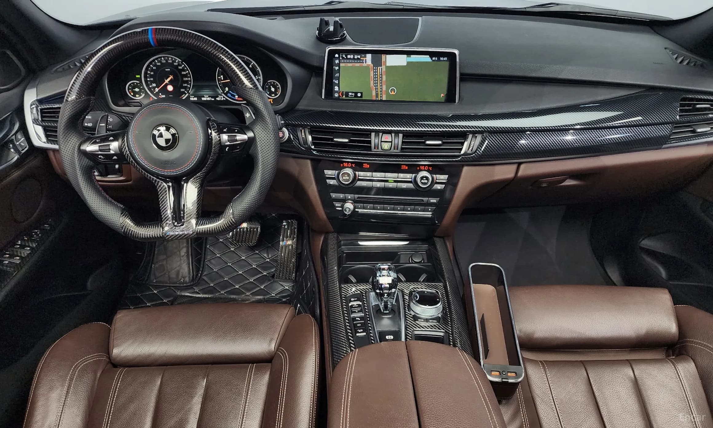 X5 (F15)