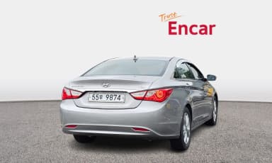 YF Sonata