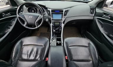 YF Sonata