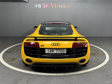 R8