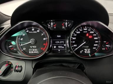 R8
