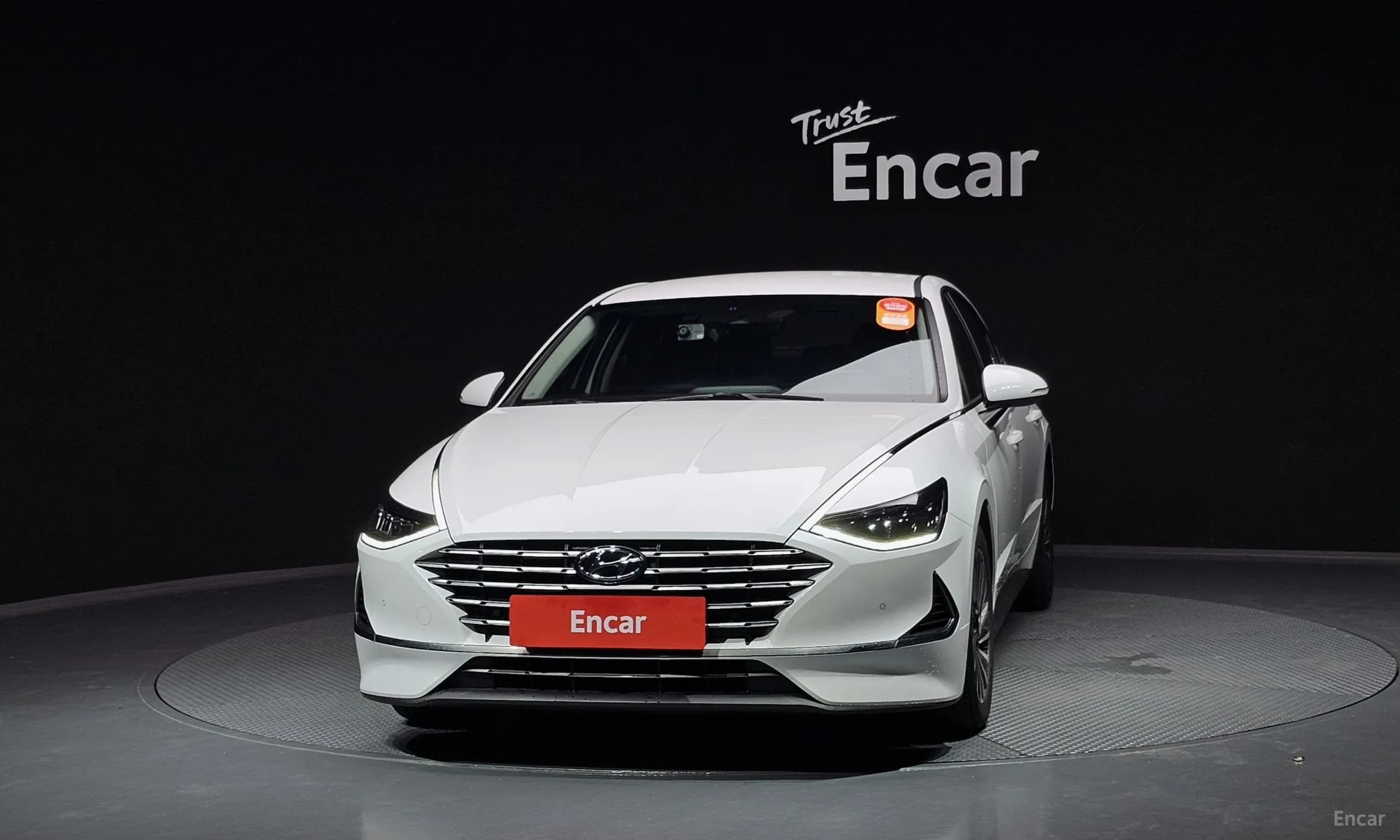Sonata Hybrid (DN8)