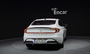 Sonata Hybrid (DN8)