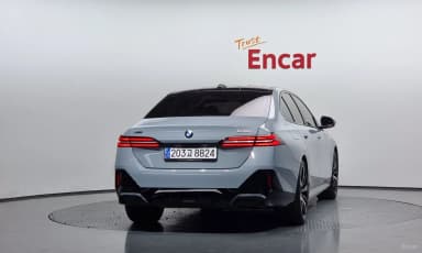 5 Series (G60)