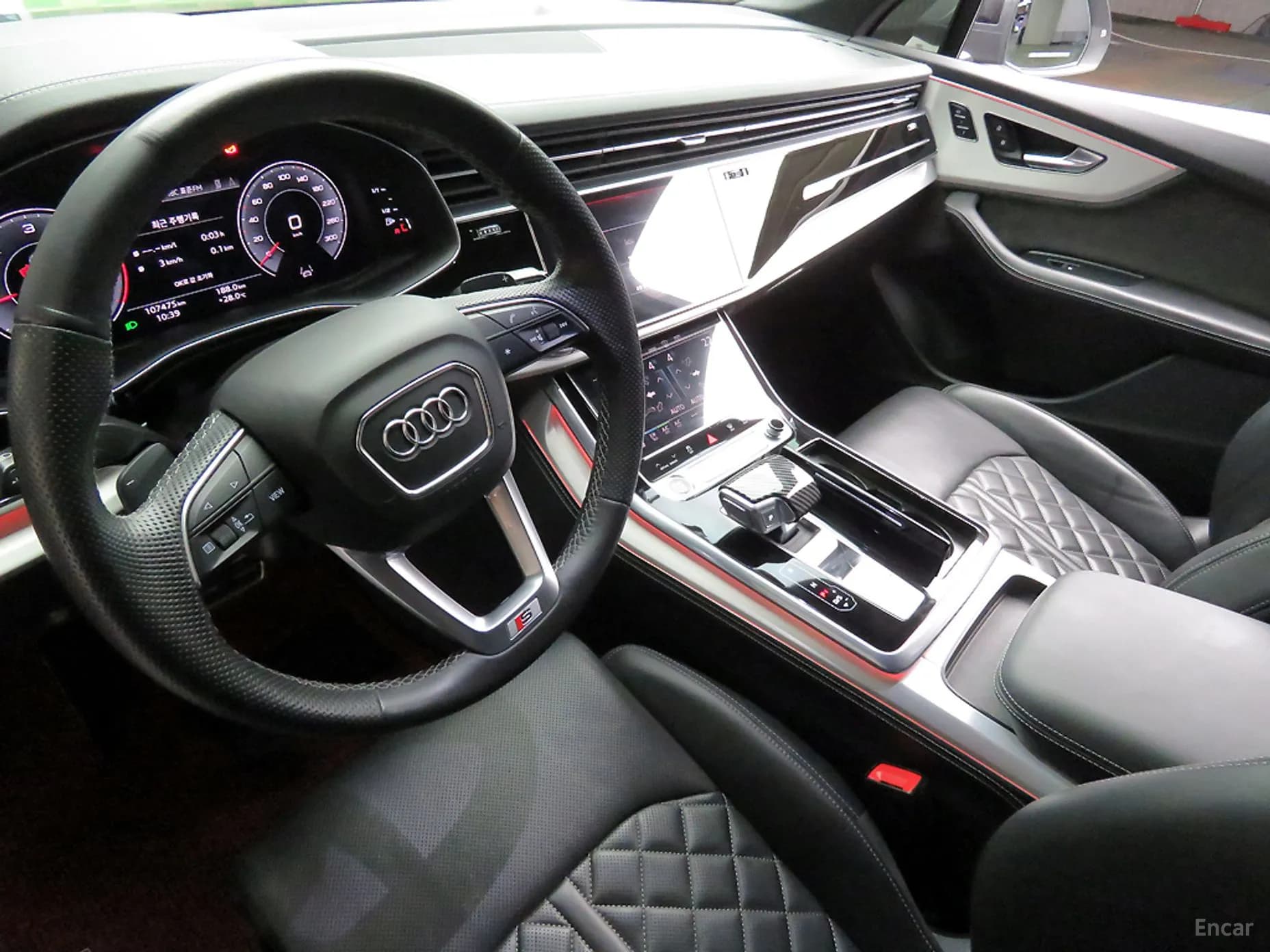 Q7 (4M)