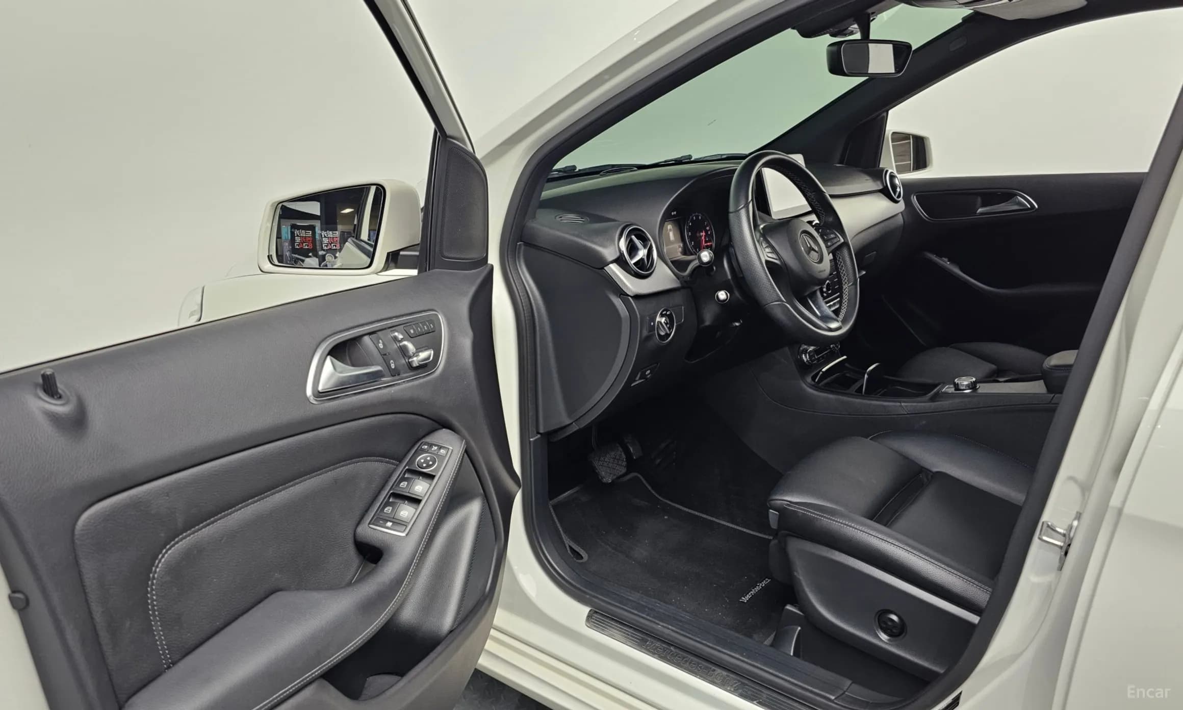 B-Class W246