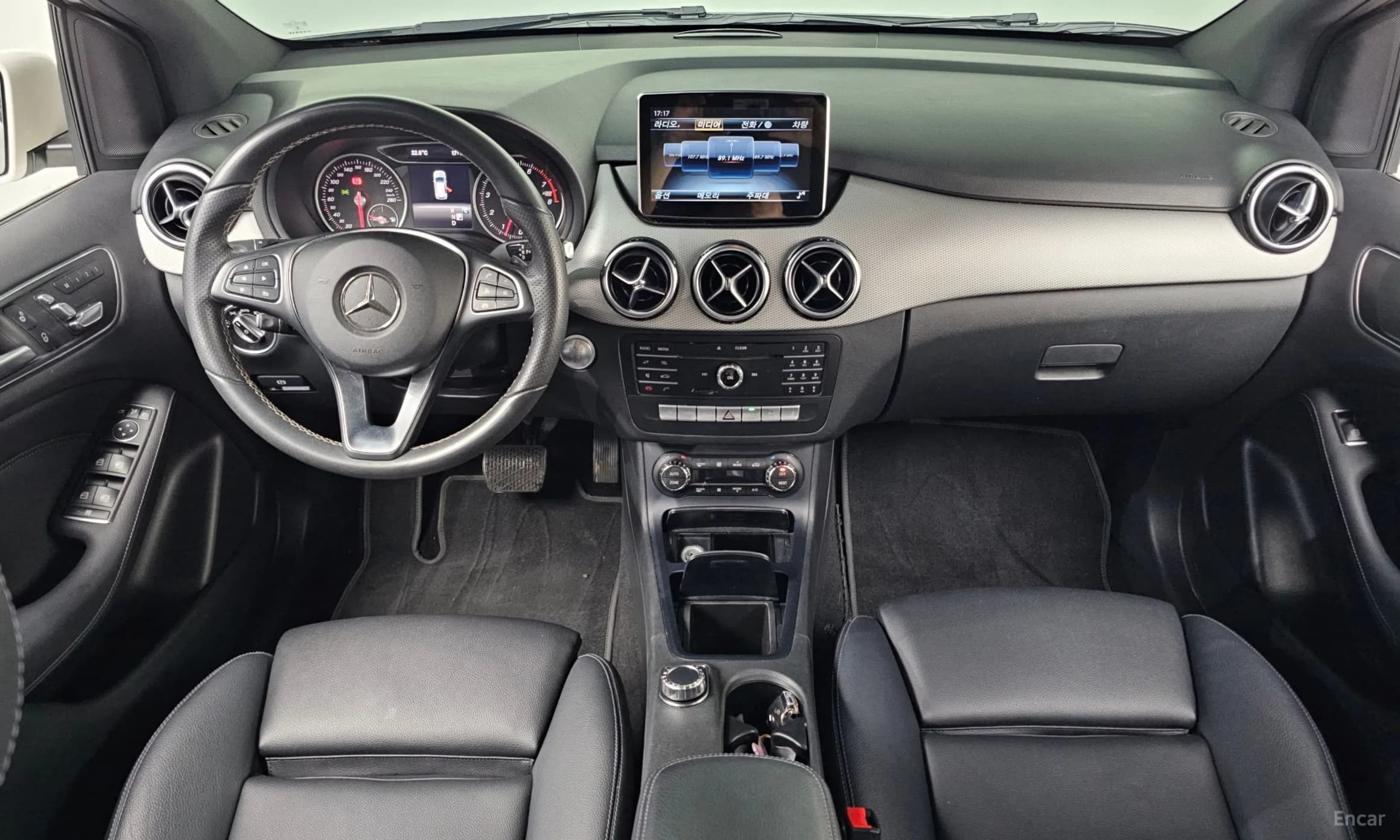B-Class W246