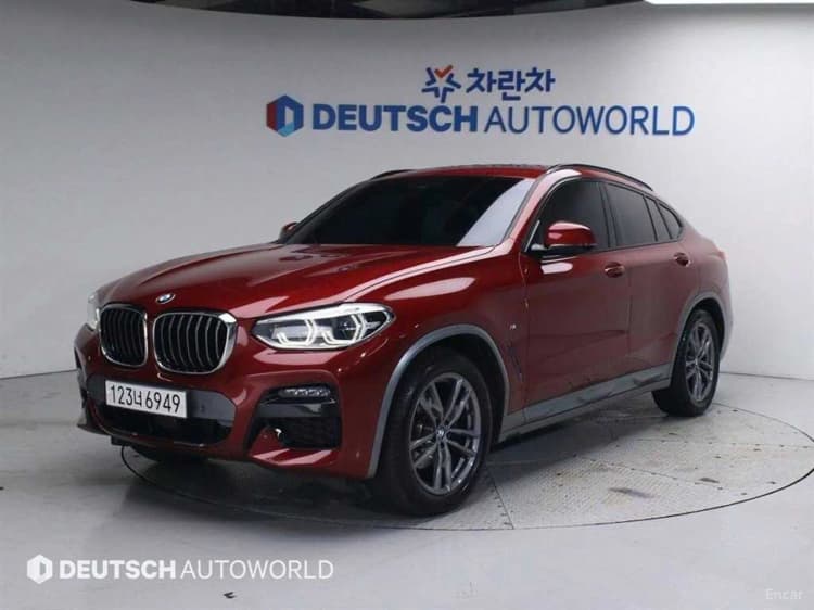 X4 (G02)